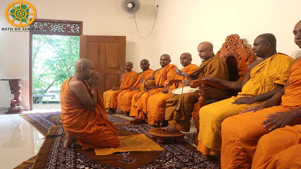 තේනුක තරුණ මහතා මාතලේ සුනීත හිමි නමින් පැවිදි බිමට 